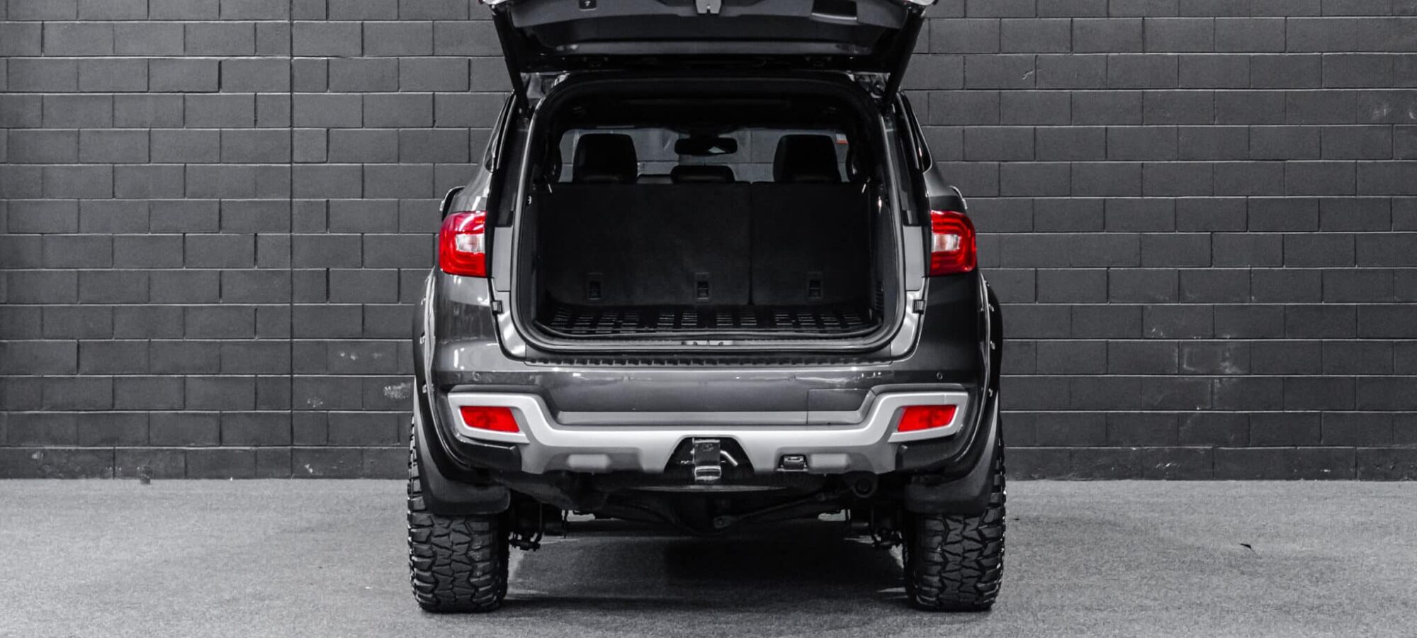 Vehicle Gallery Image