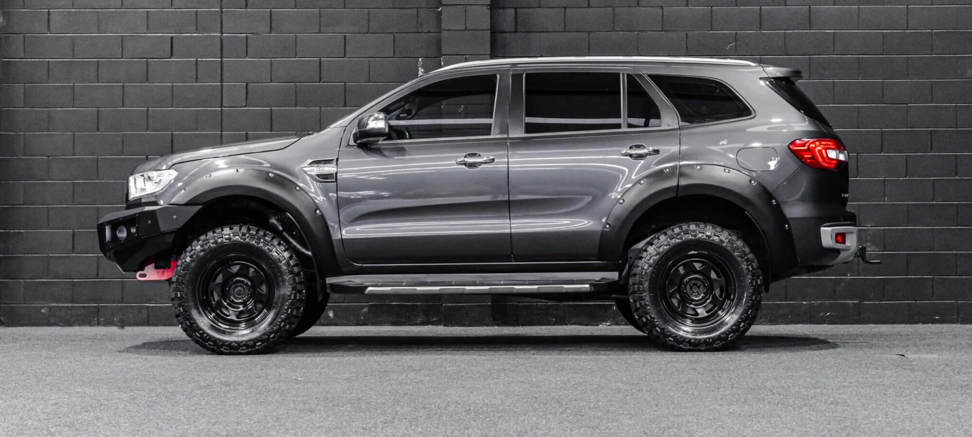 Vehicle Gallery Image