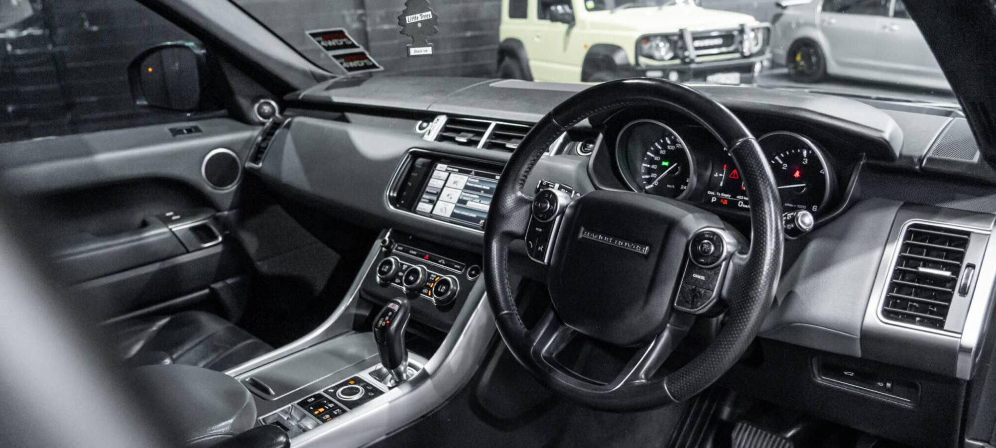 Vehicle Gallery Image