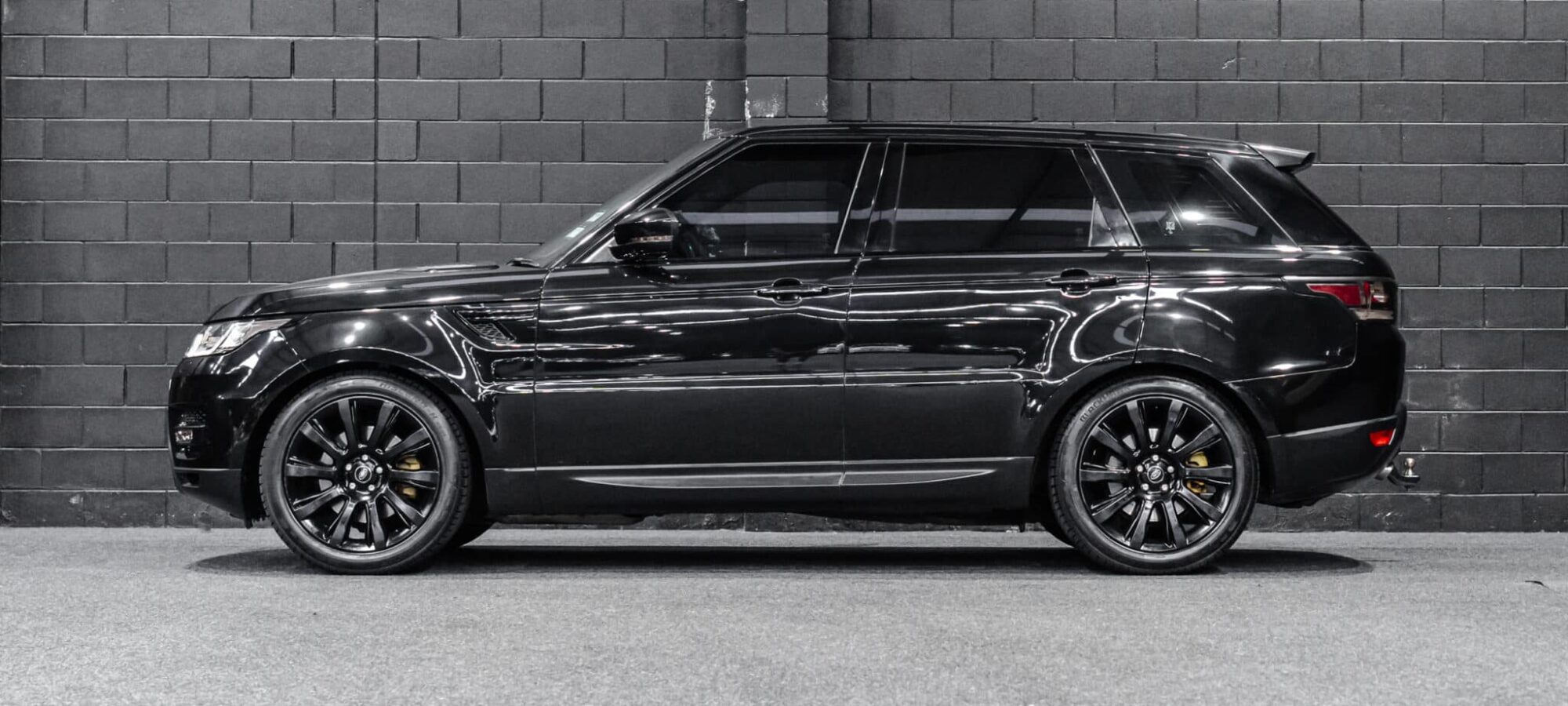 Vehicle Gallery Image