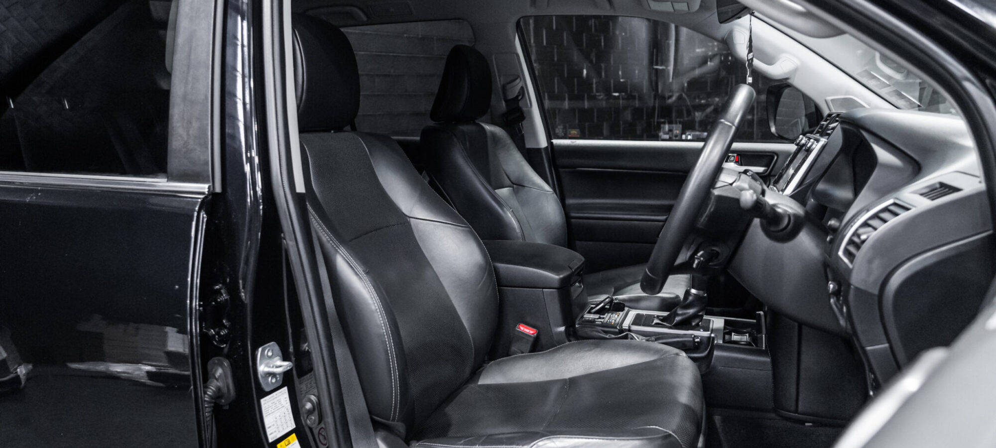 Vehicle Gallery Image