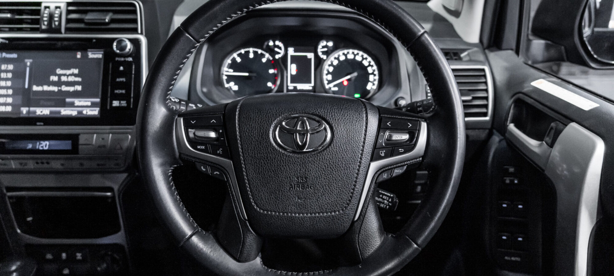 Vehicle Gallery Image