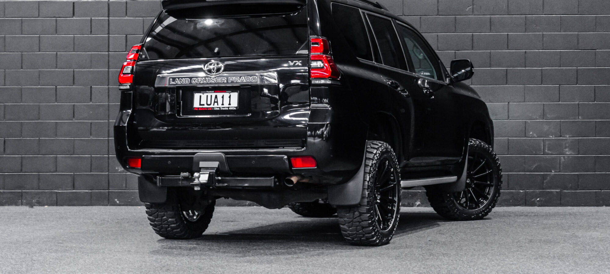 Vehicle Gallery Image