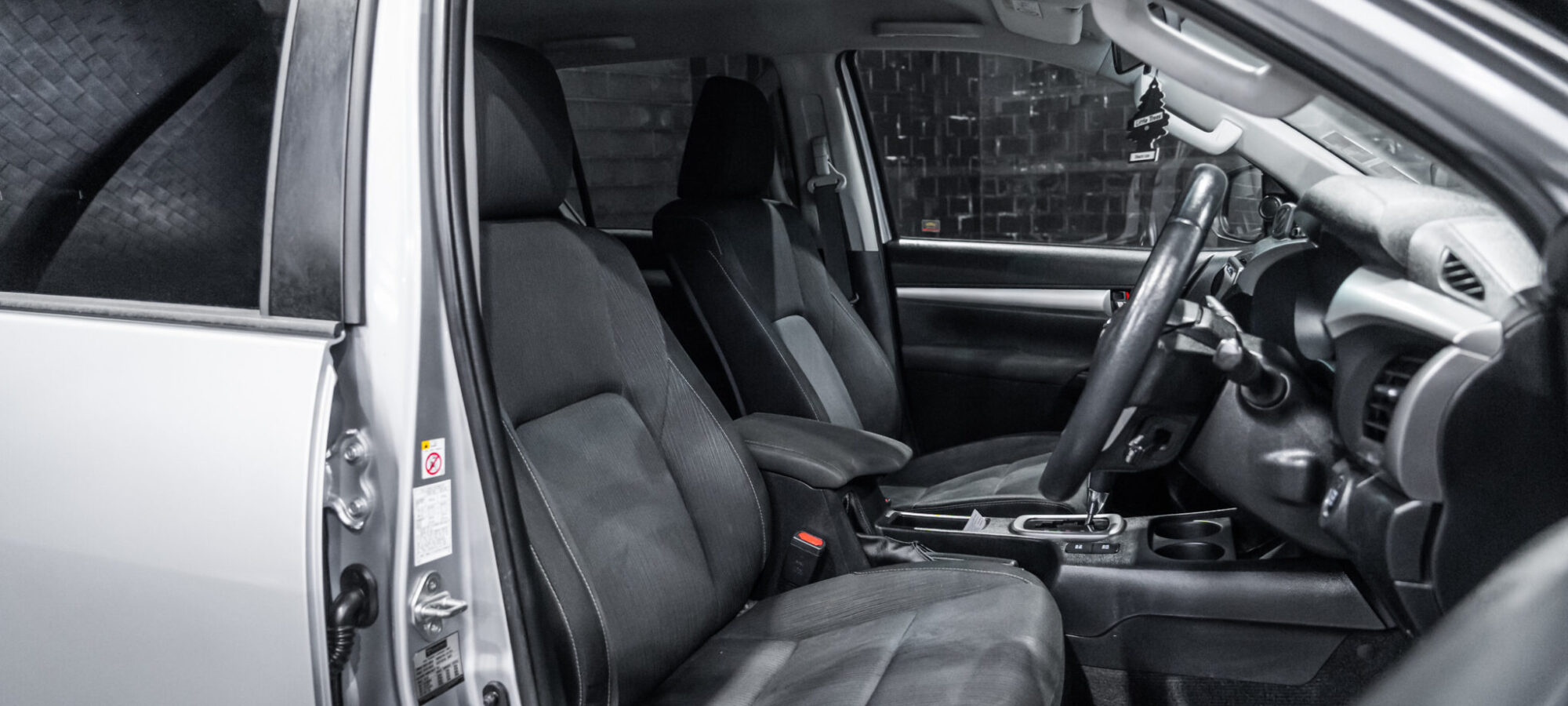 Vehicle Gallery Image