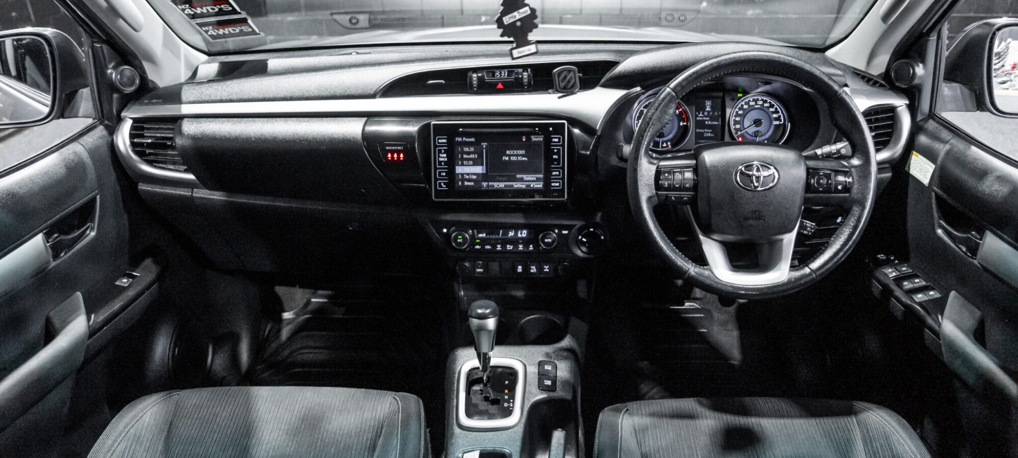 Vehicle Gallery Image