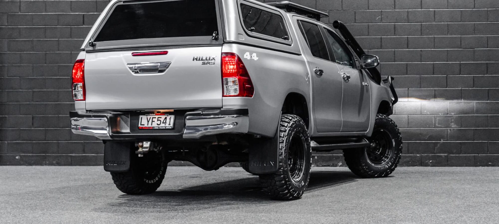 Vehicle Gallery Image