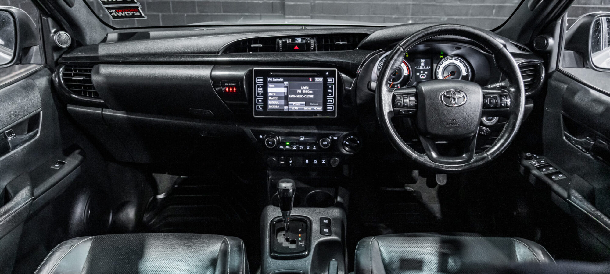 Vehicle Gallery Image