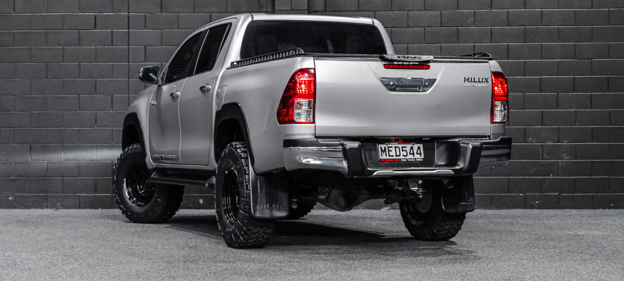 Vehicle Gallery Image