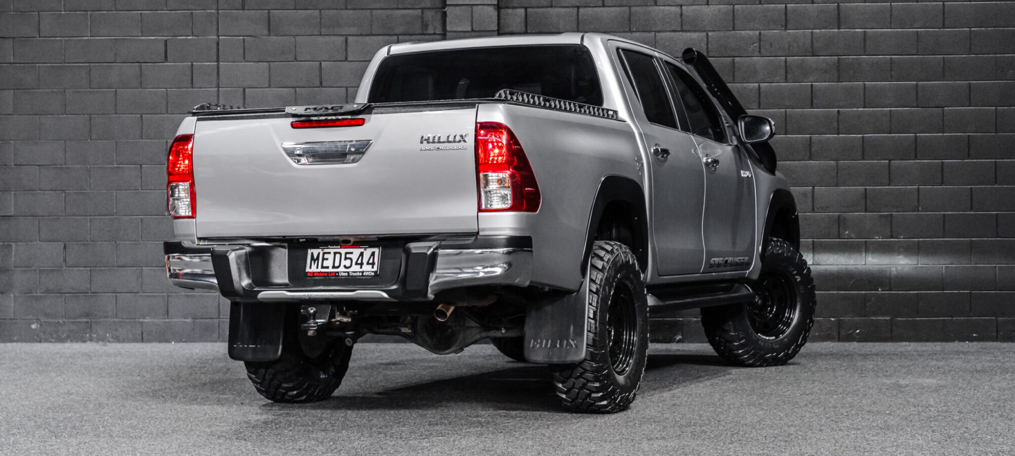 Vehicle Gallery Image