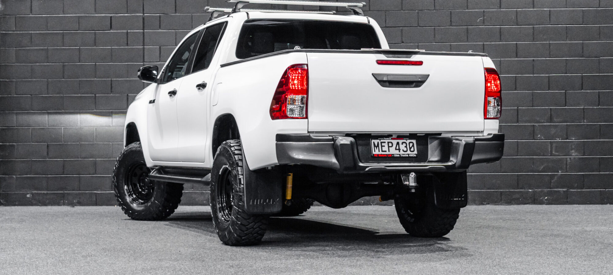 Vehicle Gallery Image