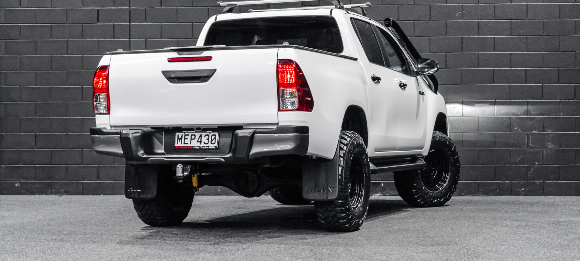 Vehicle Gallery Image