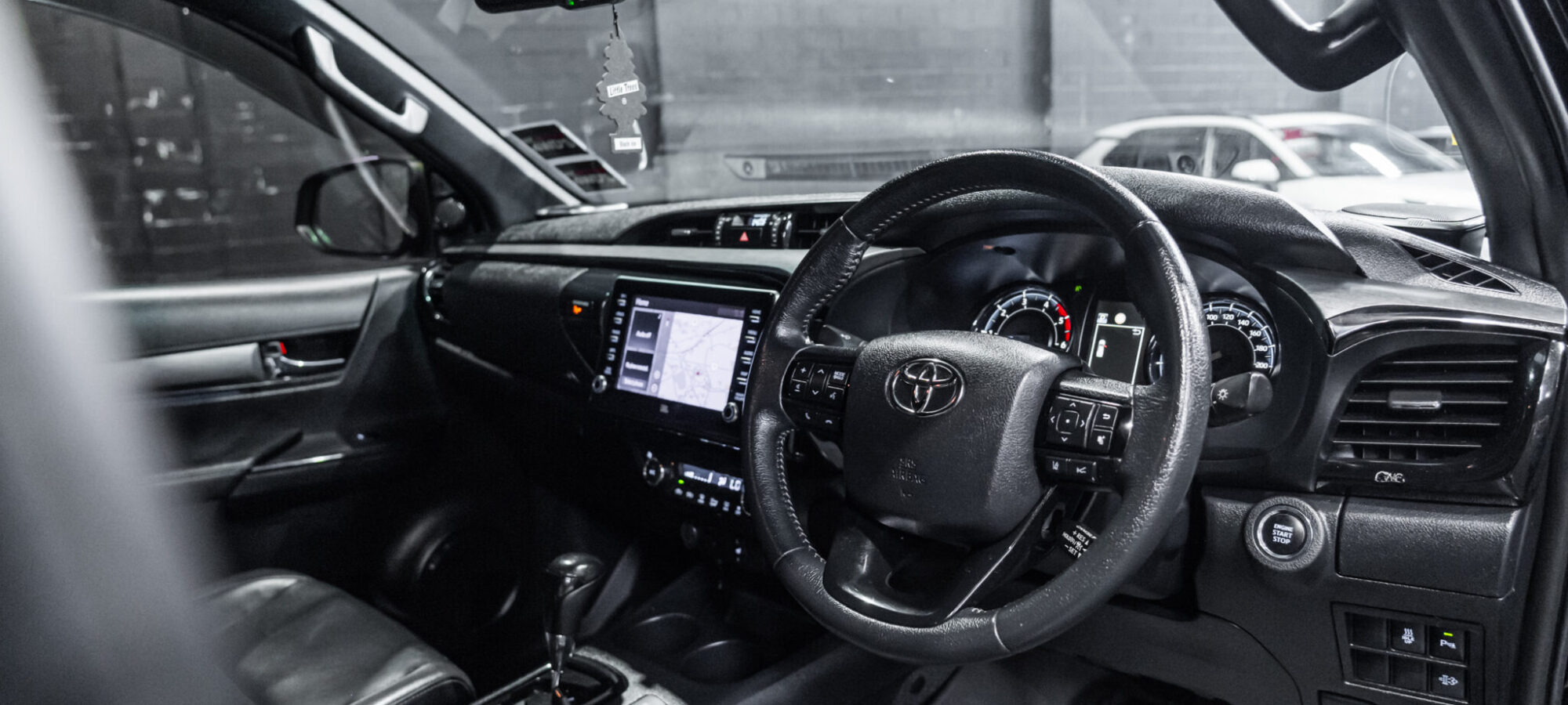 Vehicle Gallery Image