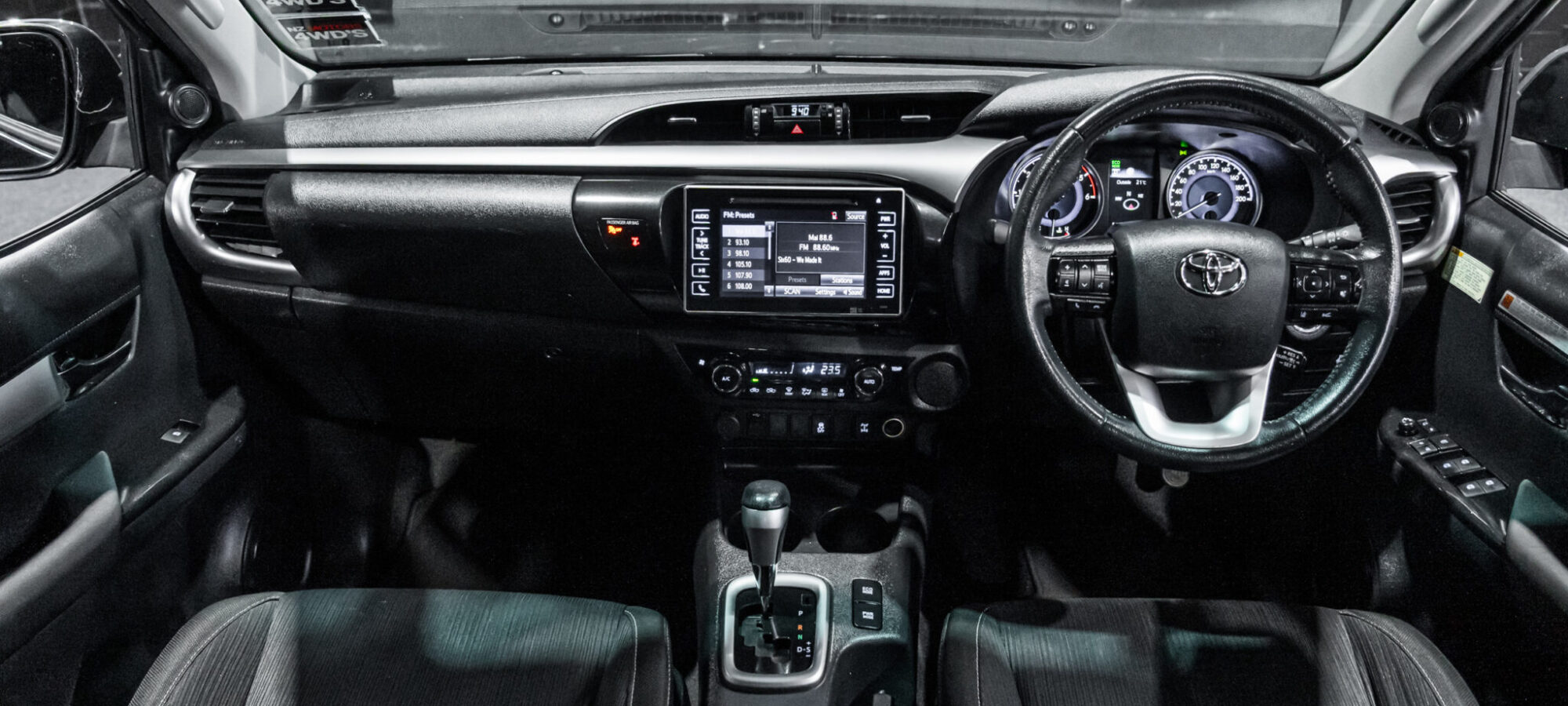 Vehicle Gallery Image