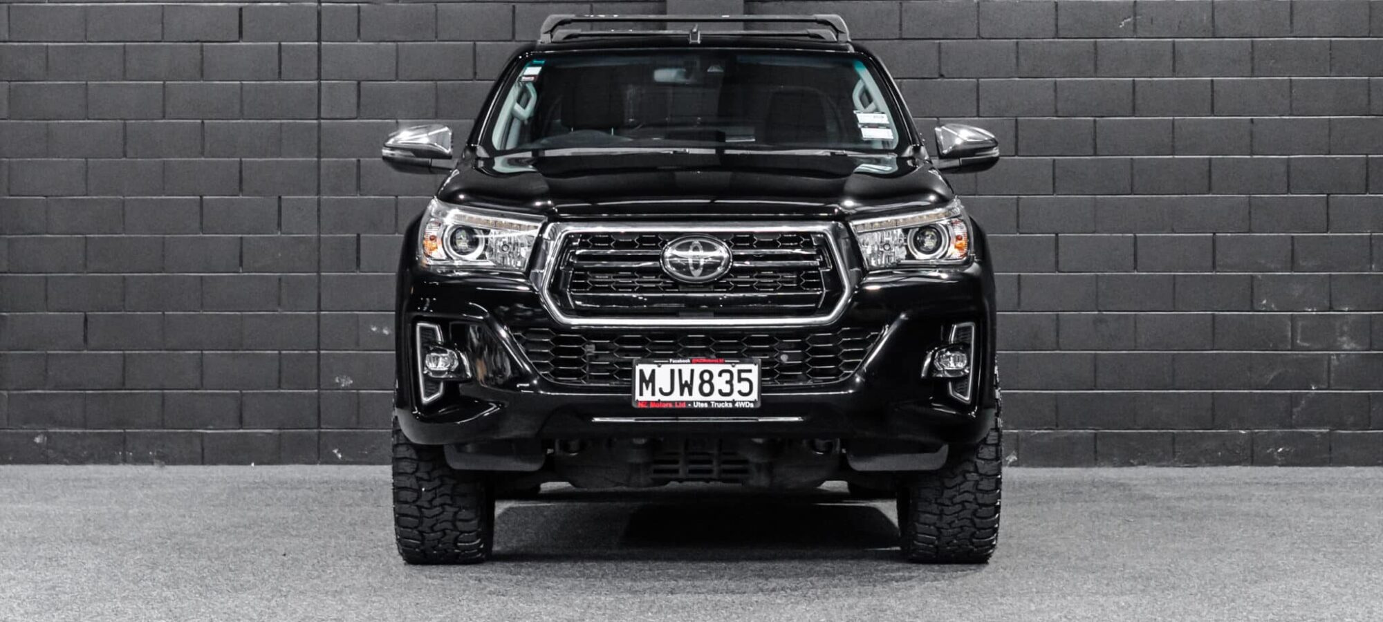 Vehicle Gallery Image