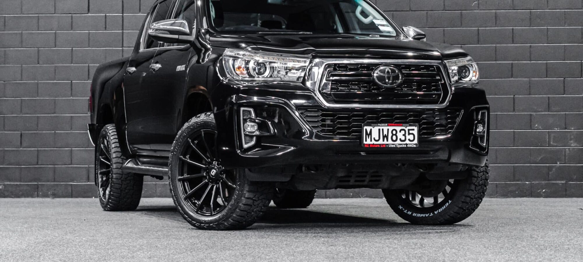 Vehicle Gallery Image