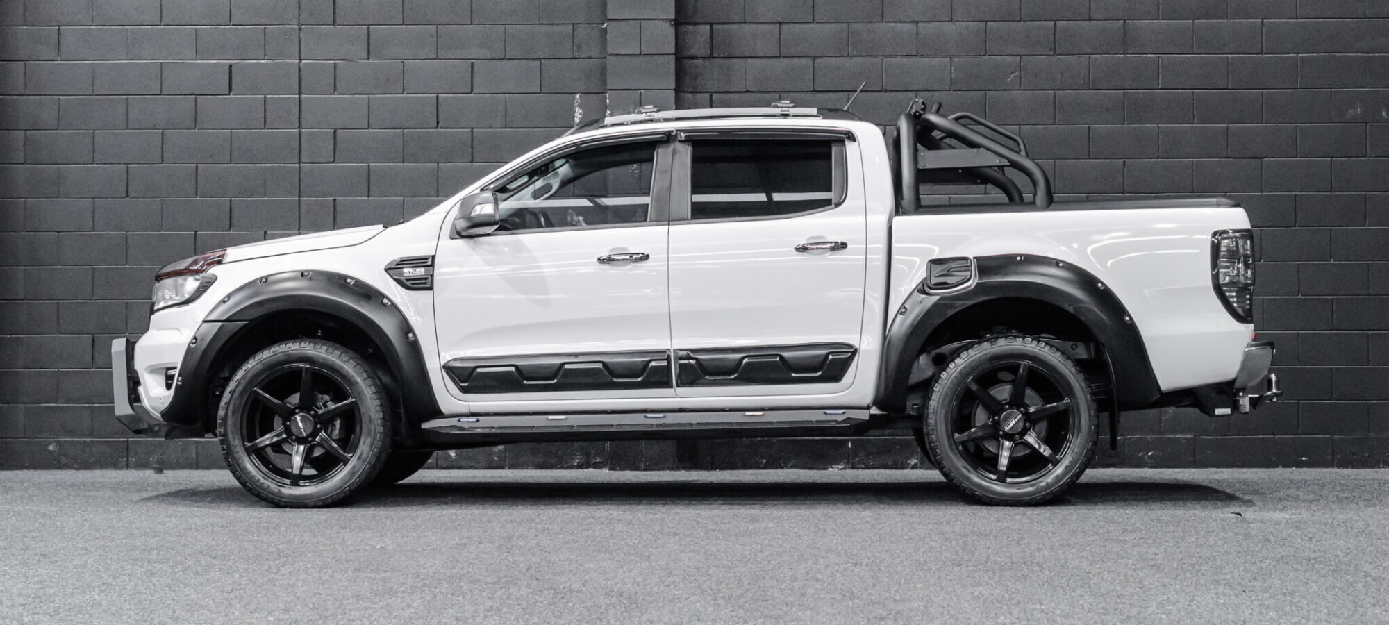 Vehicle Gallery Image