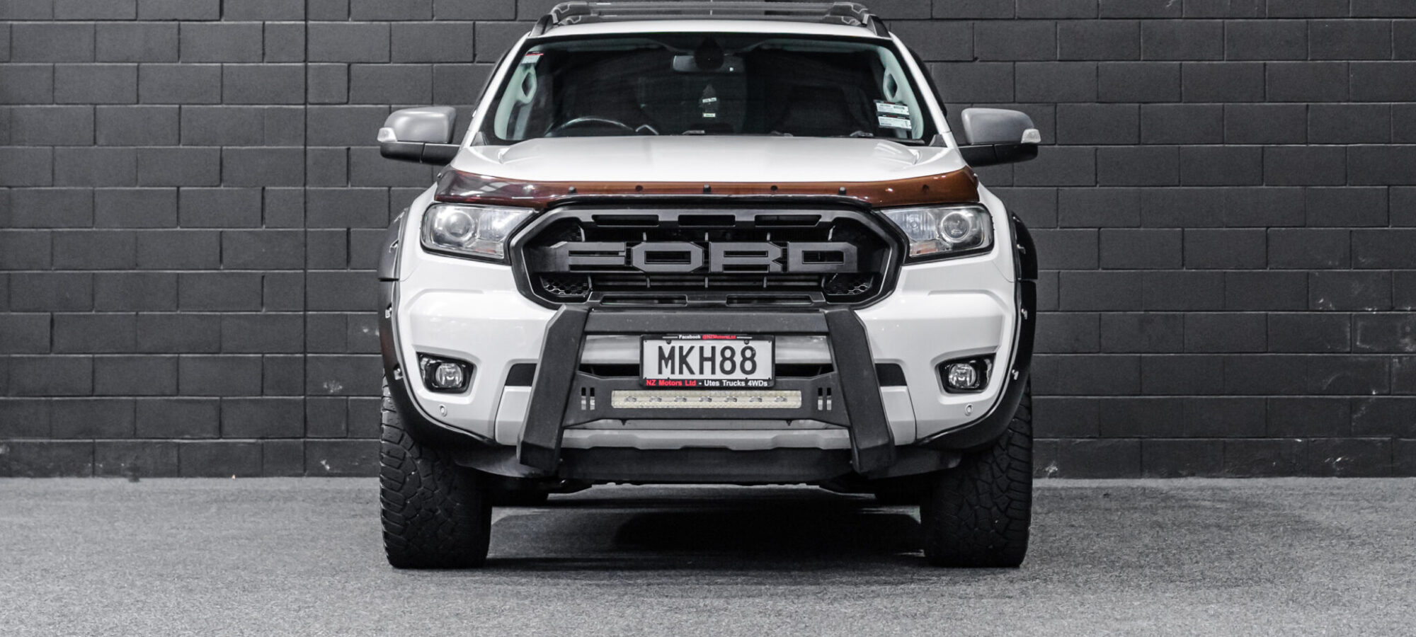 Vehicle Gallery Image