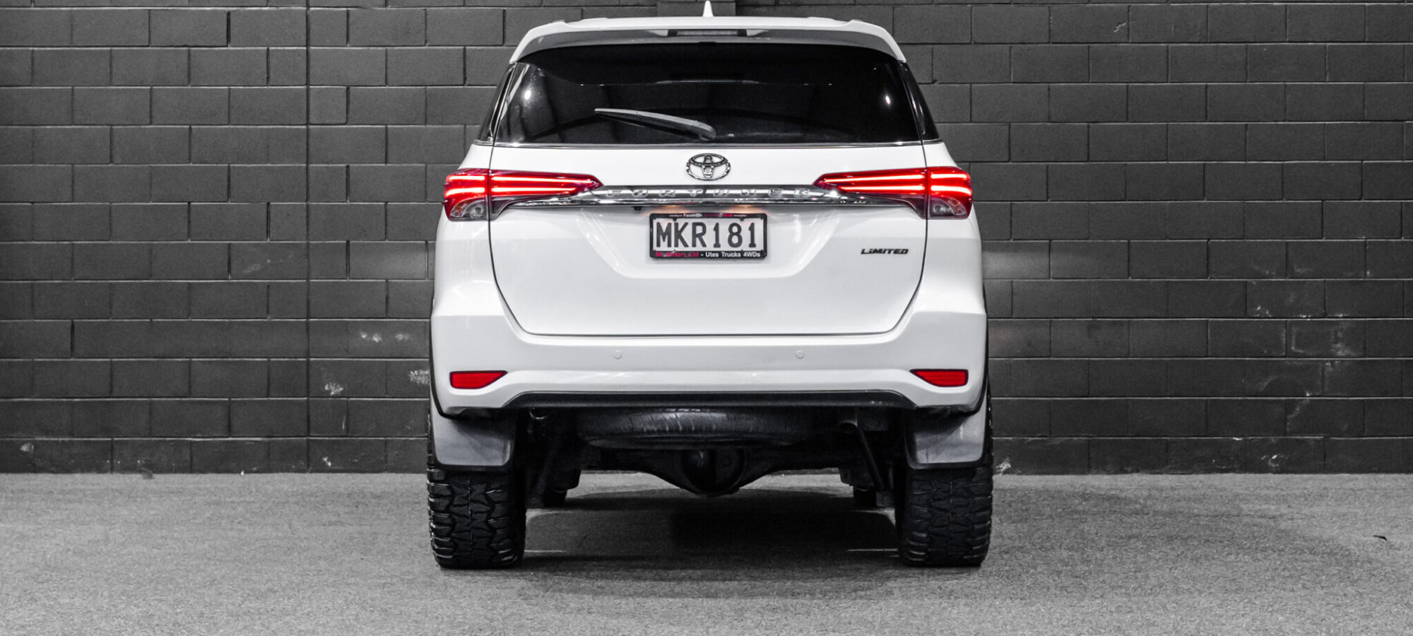 Vehicle Gallery Image