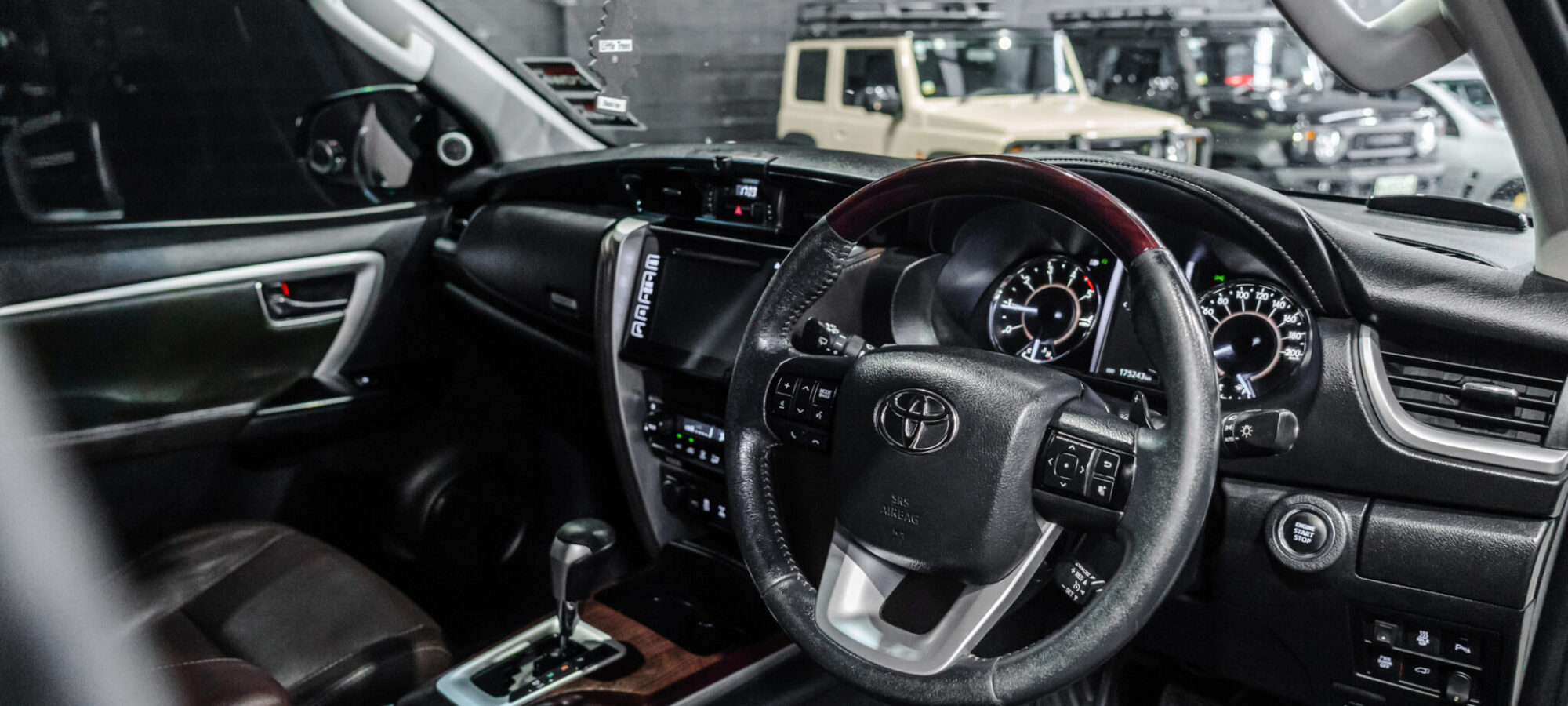 Vehicle Gallery Image