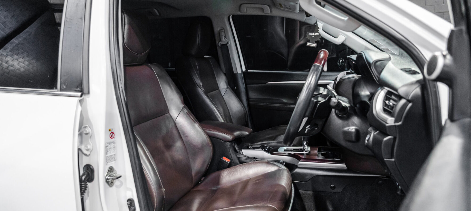 Vehicle Gallery Image