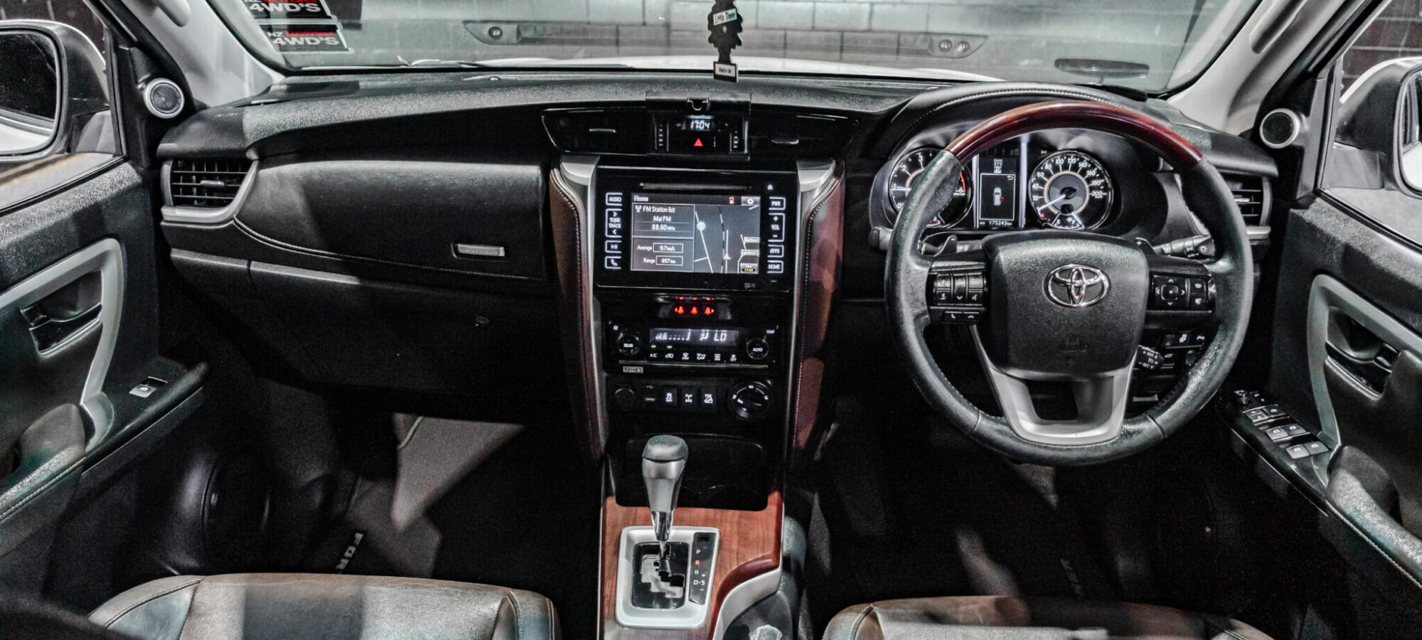 Vehicle Gallery Image