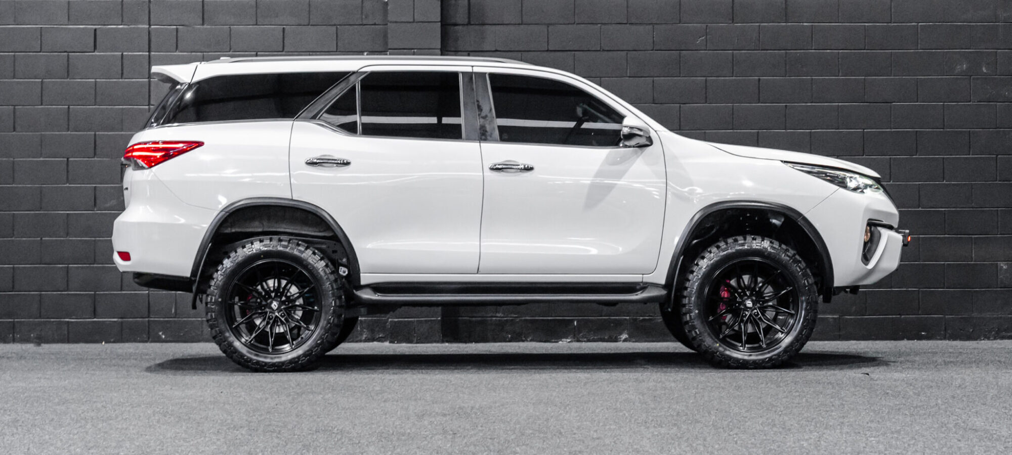 Vehicle Gallery Image