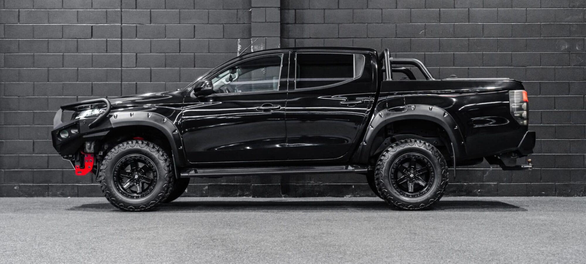 Vehicle Gallery Image