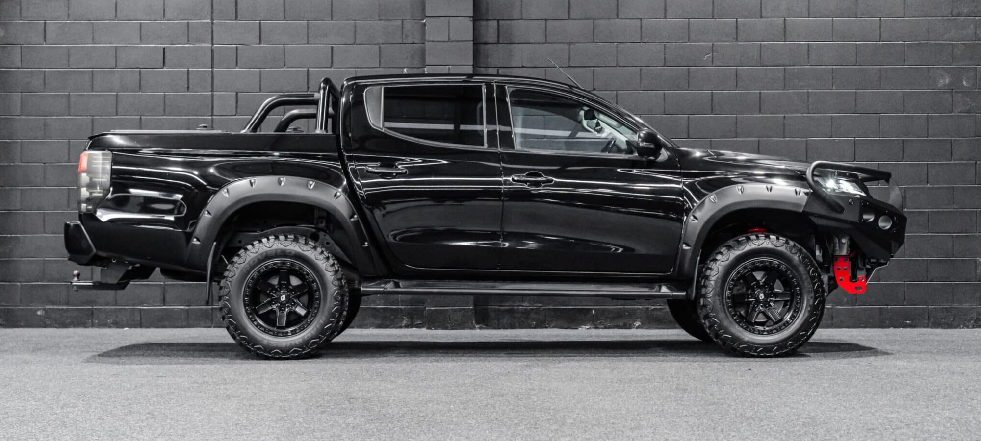 Vehicle Gallery Image