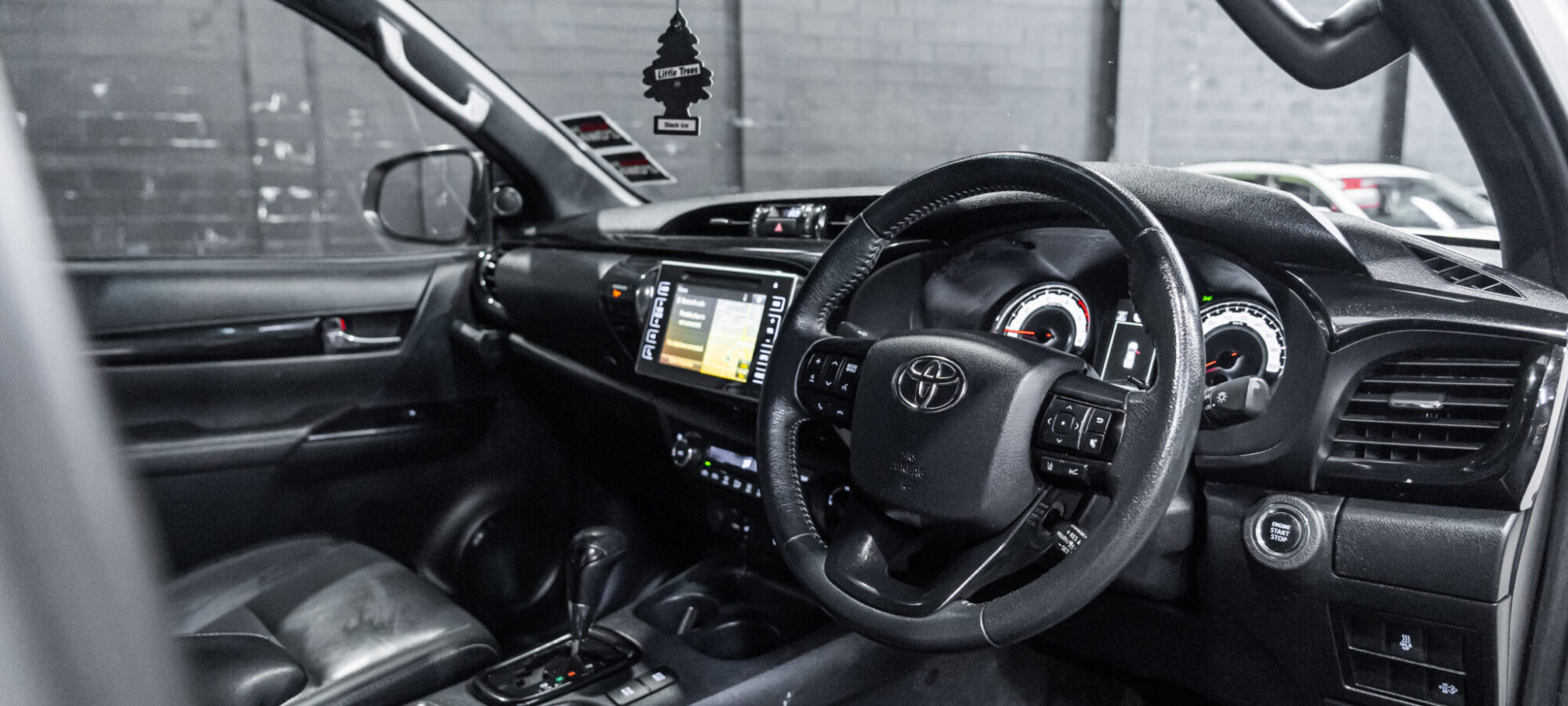 Vehicle Gallery Image