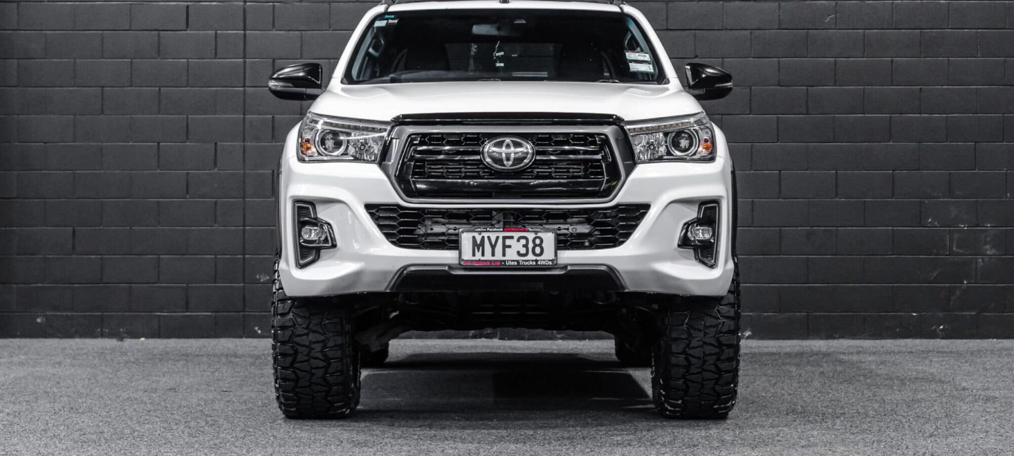 Vehicle Gallery Image