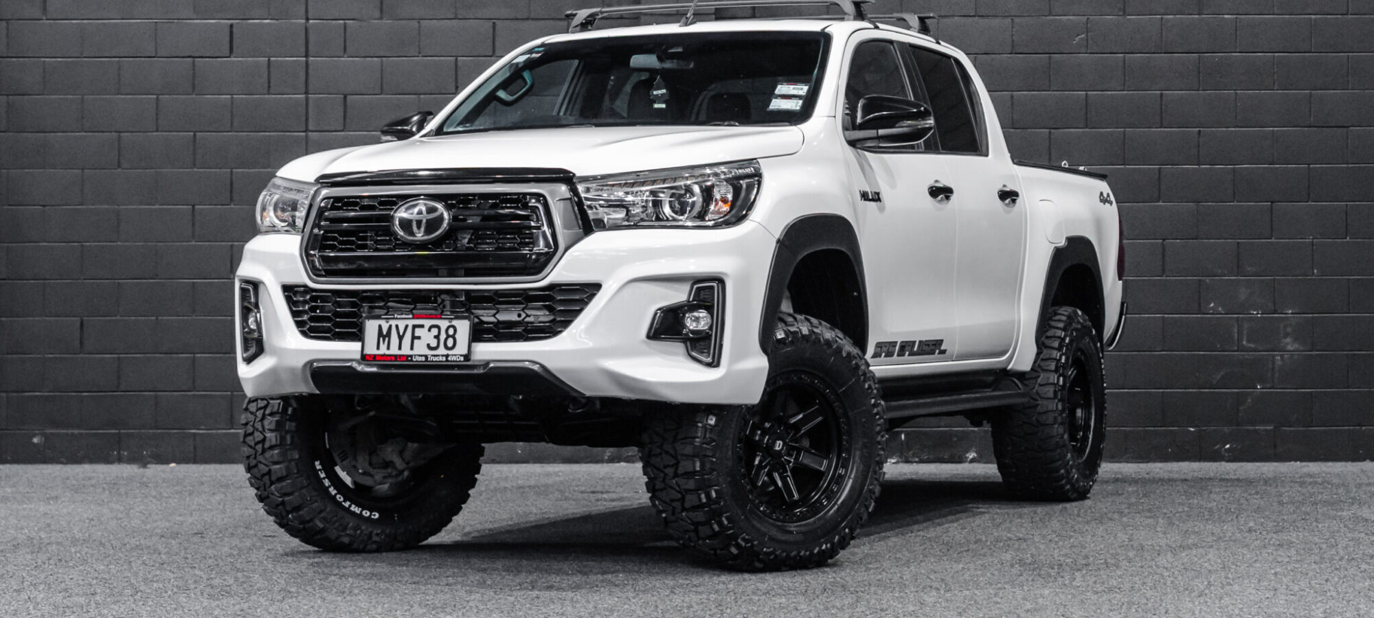 Vehicle Gallery Image