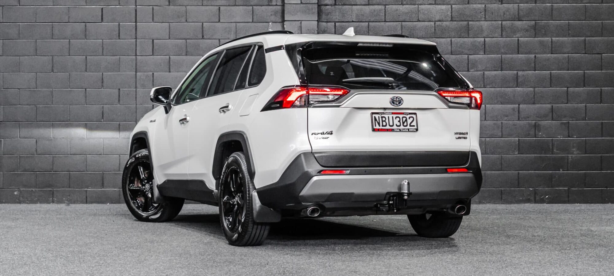 Vehicle Gallery Image