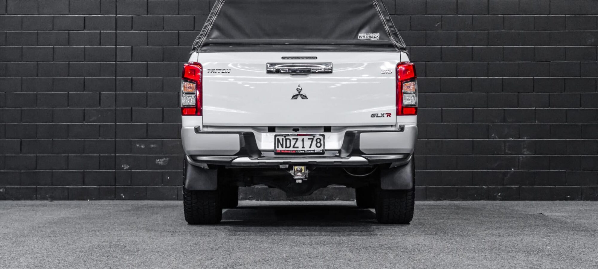 Vehicle Gallery Image