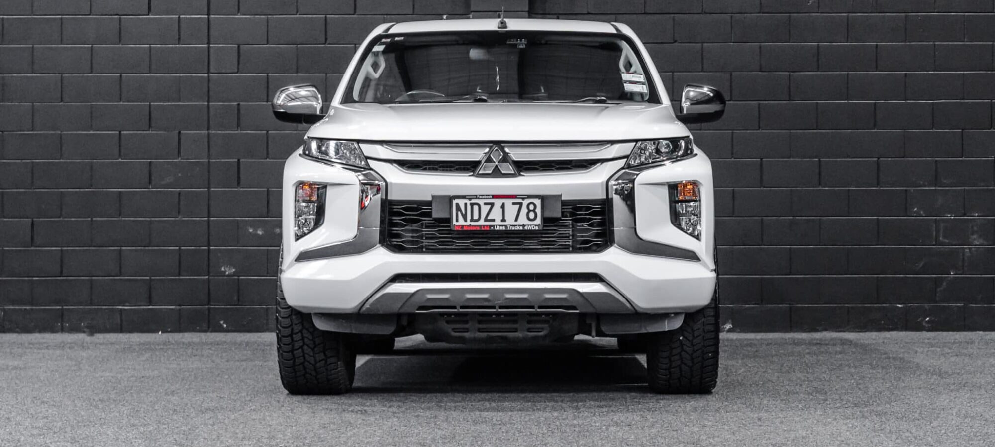 Vehicle Gallery Image