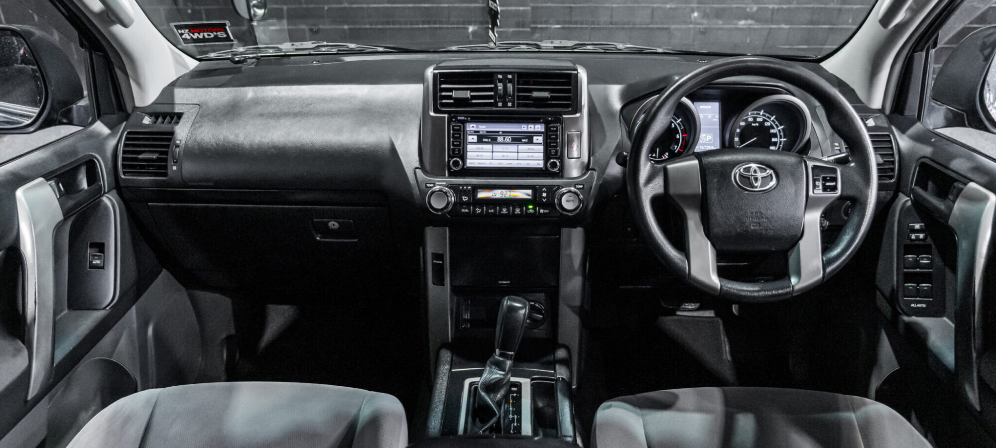 Vehicle Gallery Image