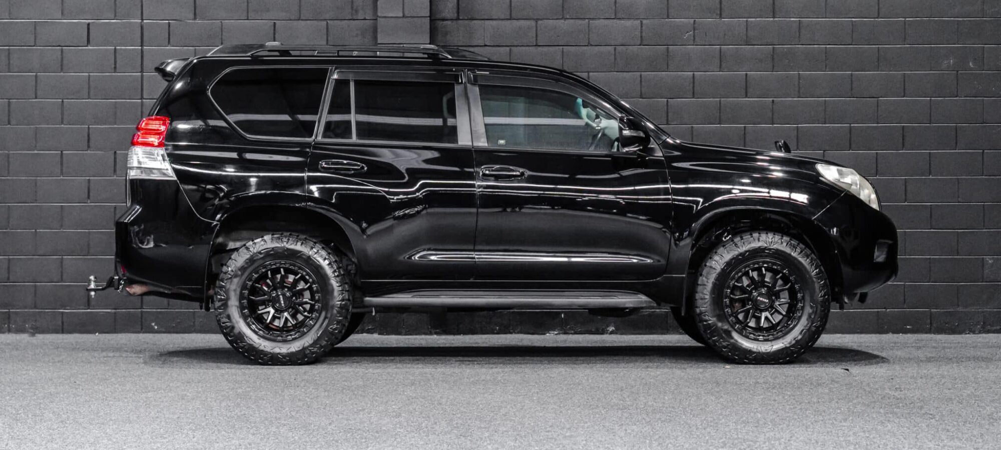 Vehicle Gallery Image