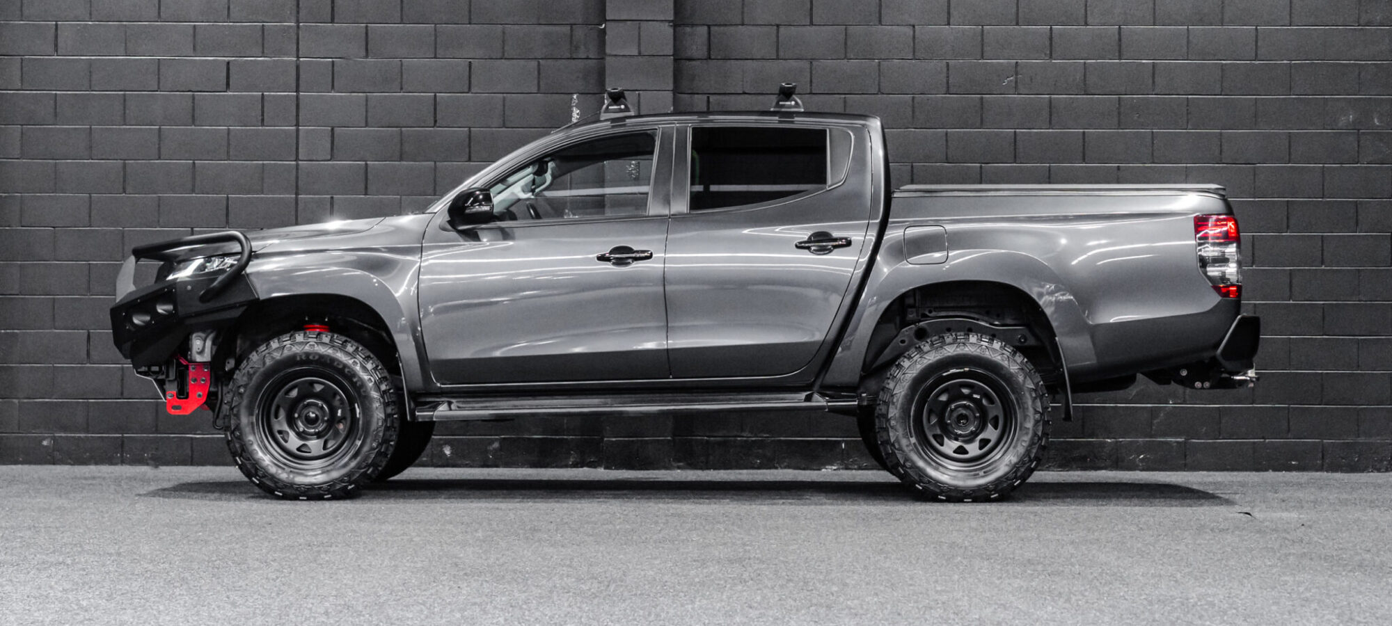 Vehicle Gallery Image