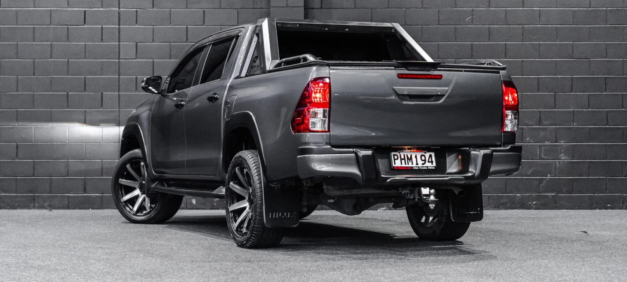 Vehicle Gallery Image