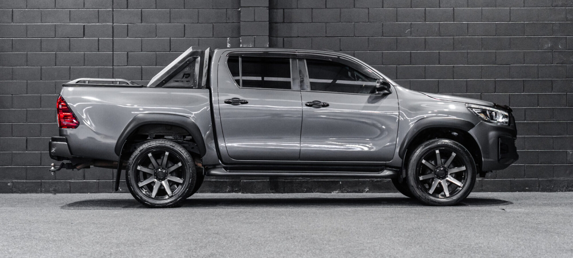 Vehicle Gallery Image