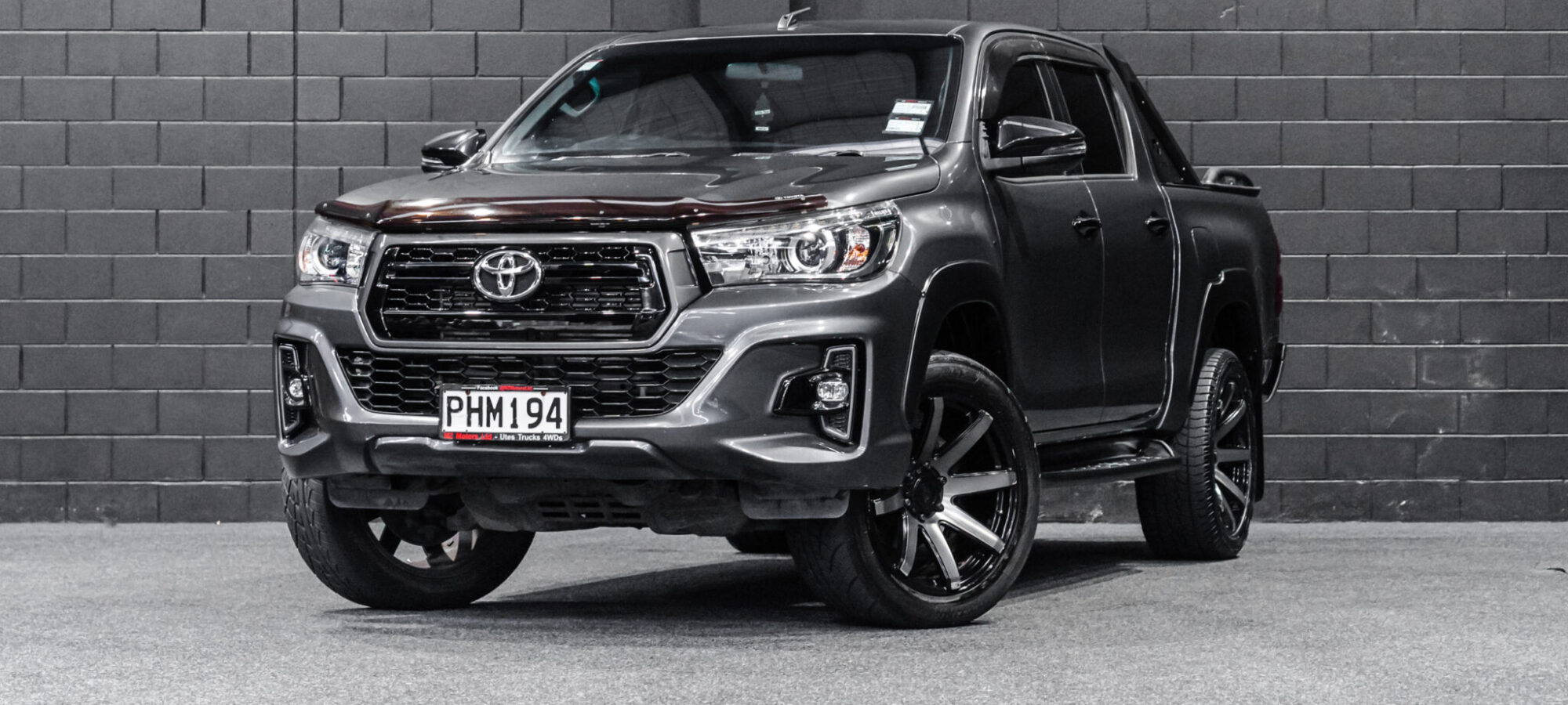 Vehicle Gallery Image