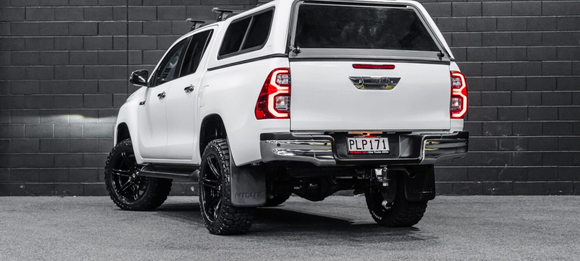 Vehicle Gallery Image