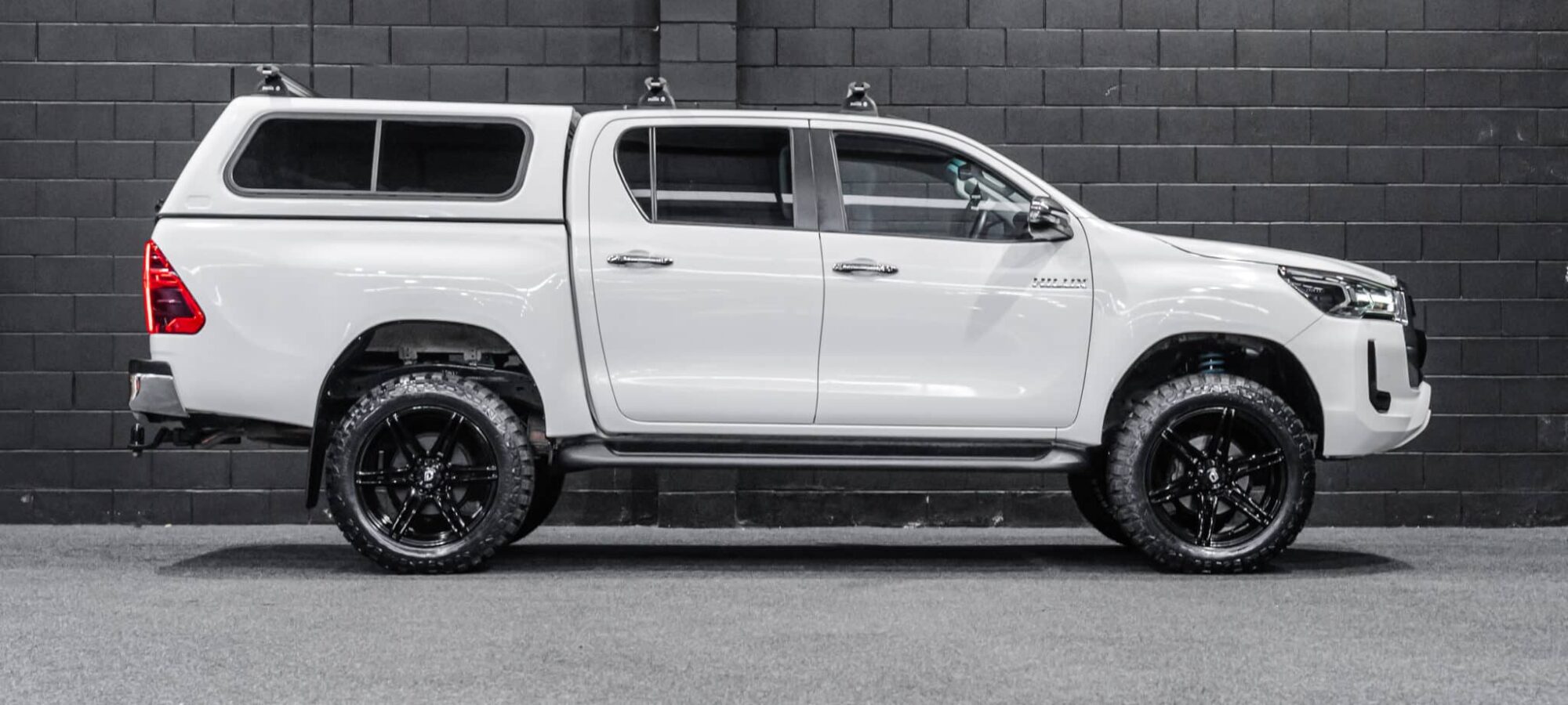 Vehicle Gallery Image