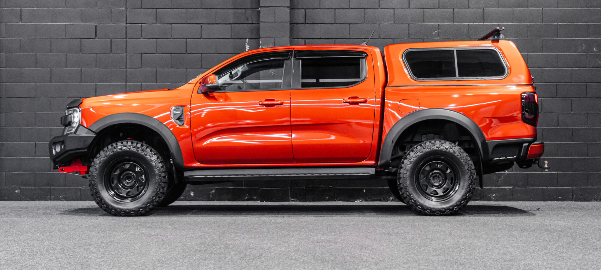 Vehicle Gallery Image