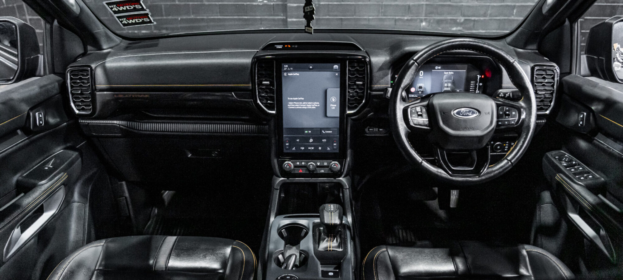 Vehicle Gallery Image