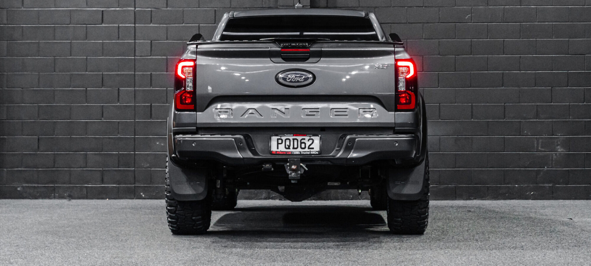 Vehicle Gallery Image