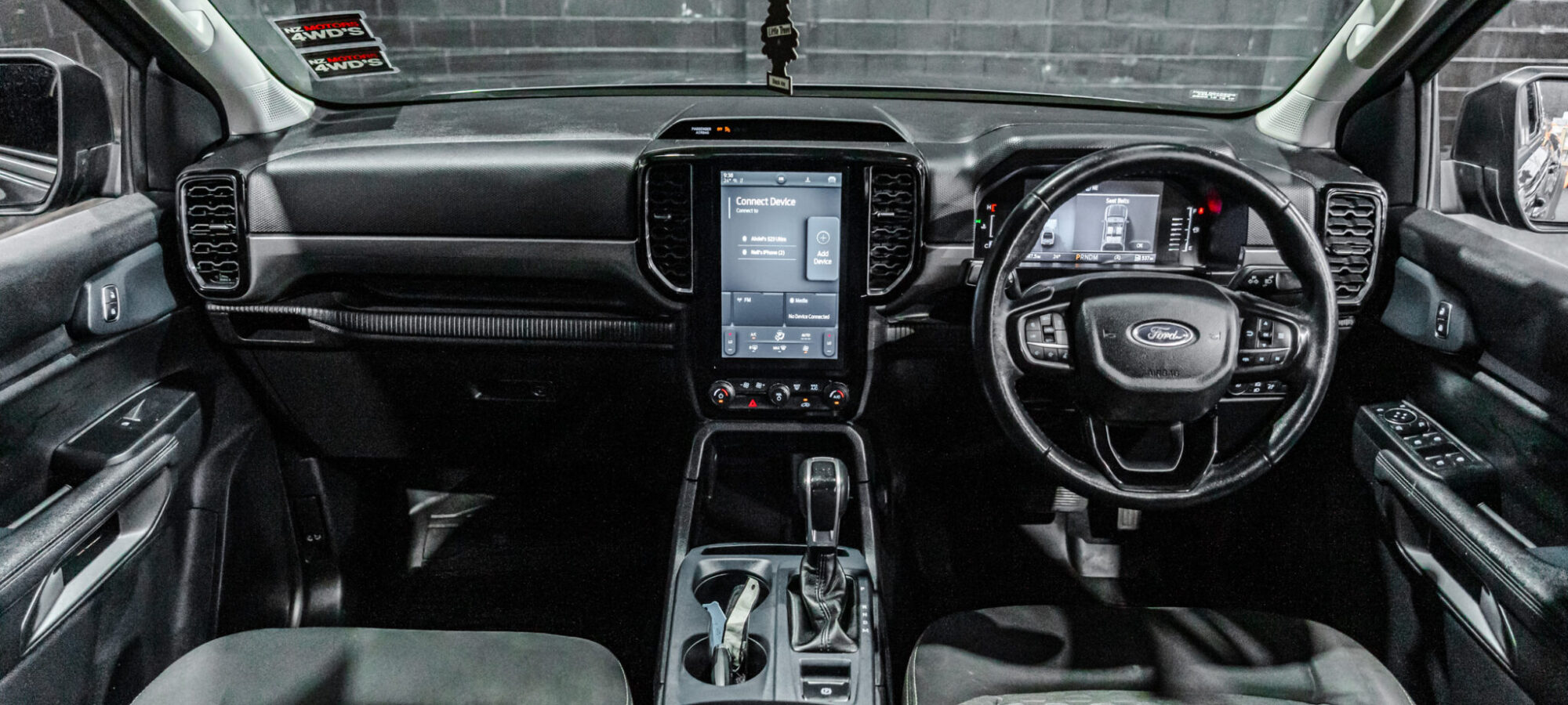 Vehicle Gallery Image