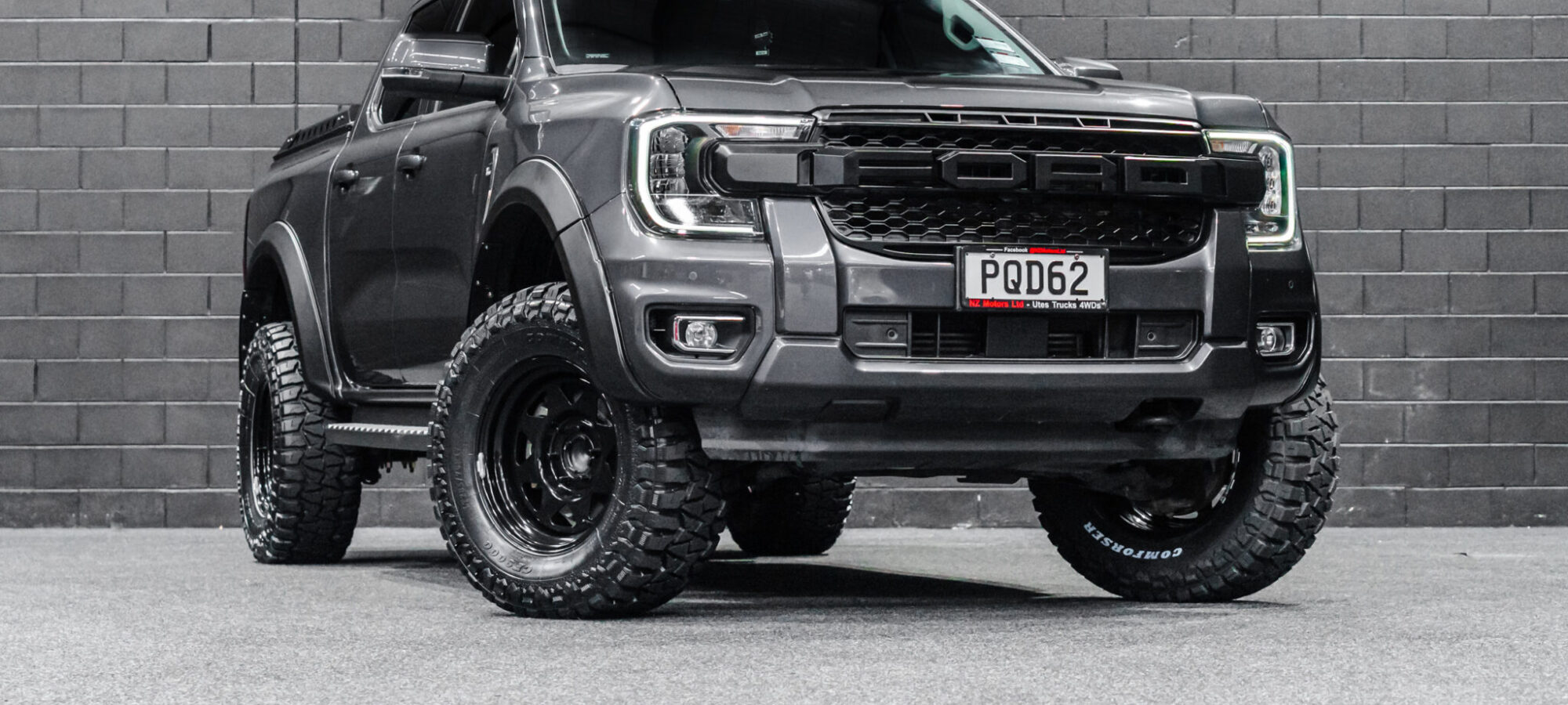 Vehicle Gallery Image