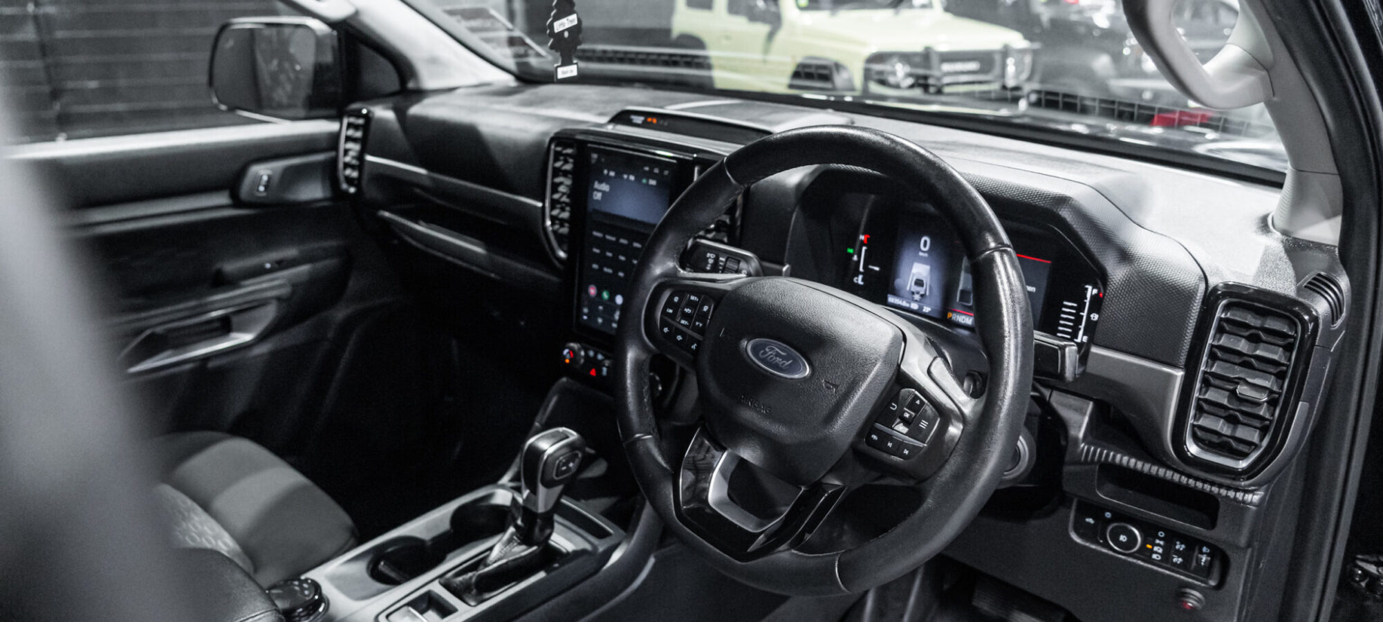 Vehicle Gallery Image