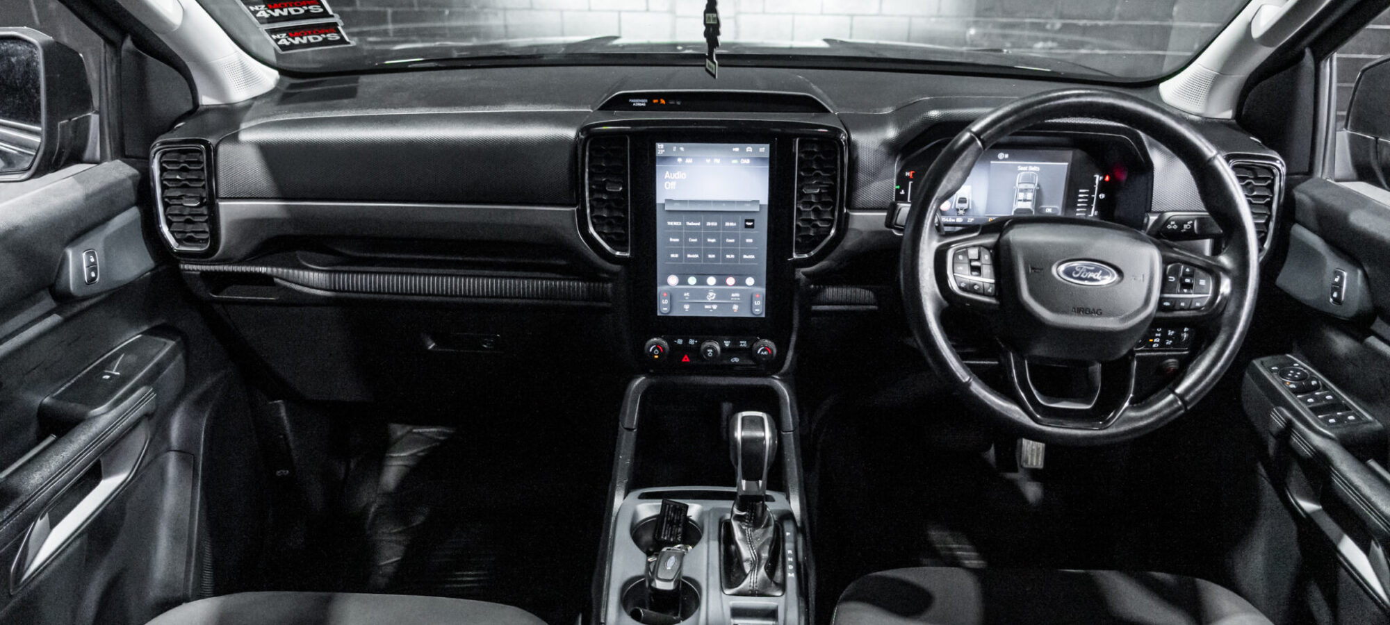 Vehicle Gallery Image