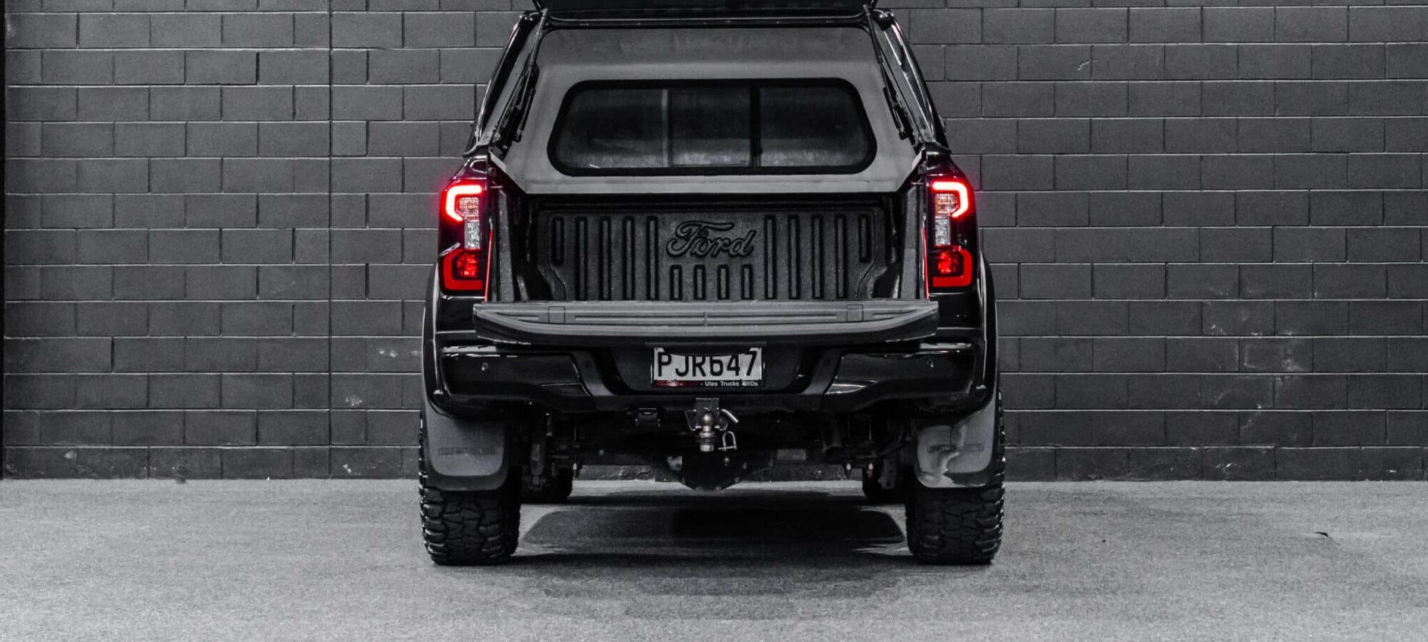 Vehicle Gallery Image